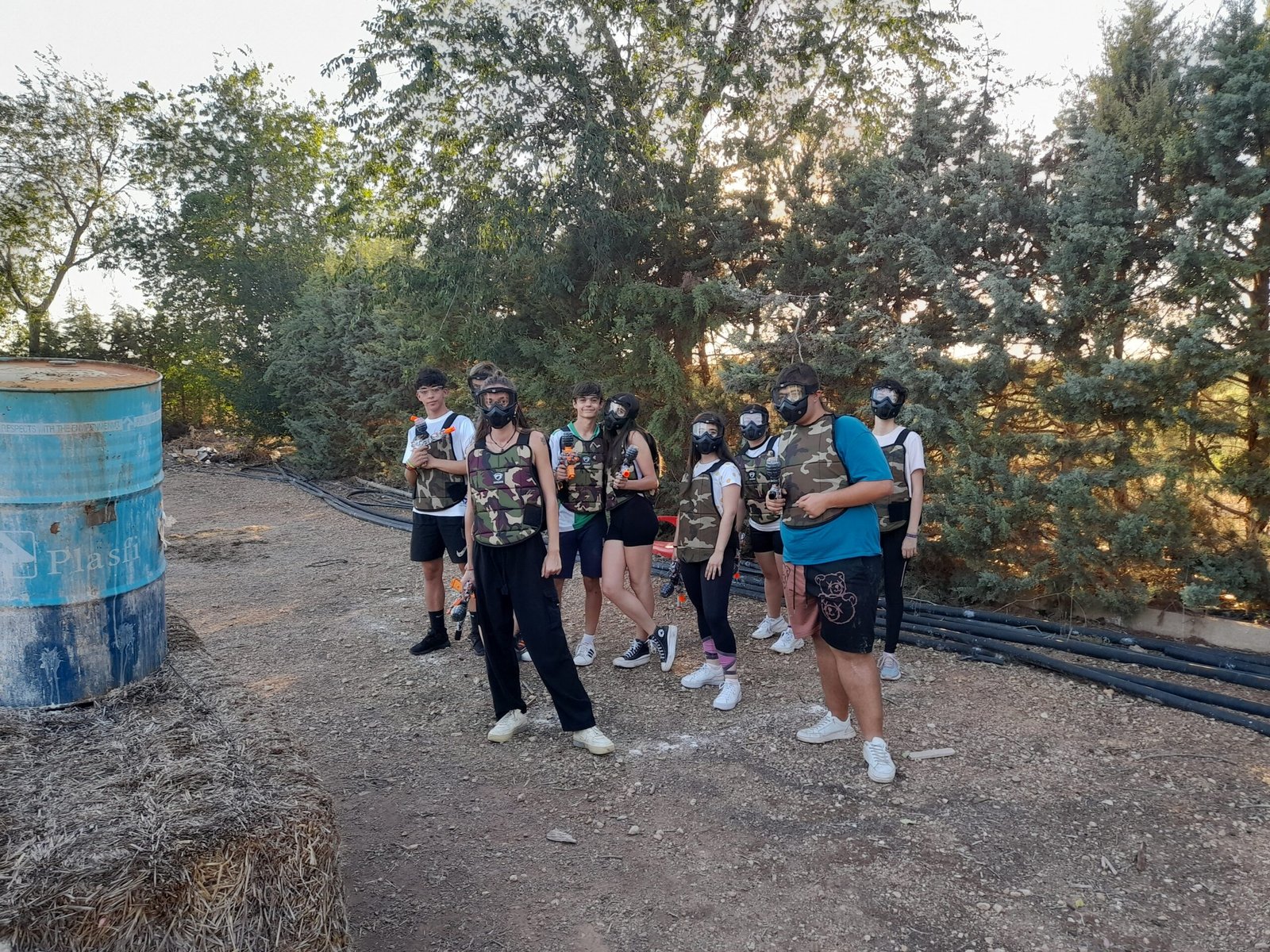 cuanto dura una partida de paintball de niños